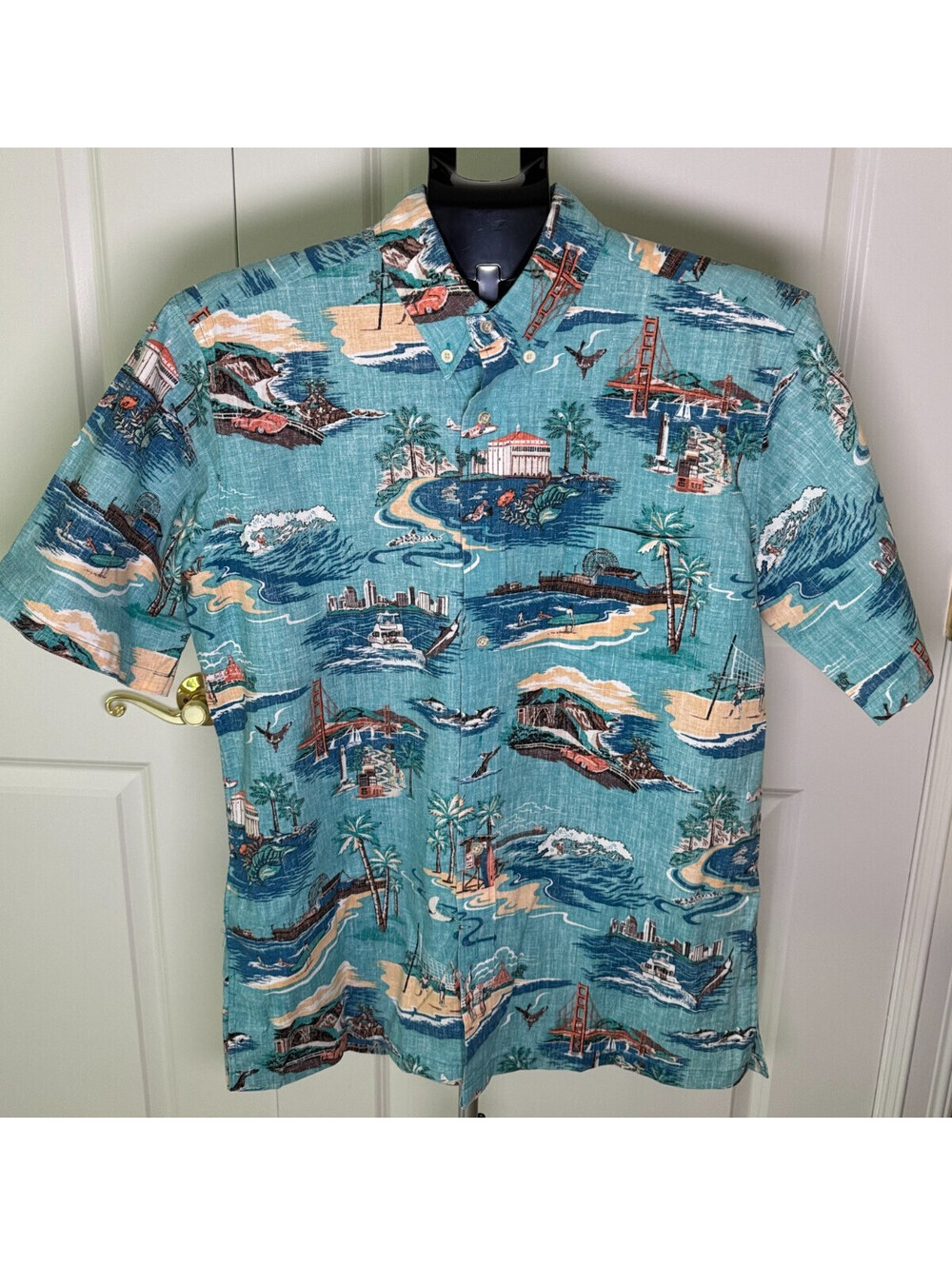 Men’s Reyn Spooner Limited Issue Classic Short Sleeve Hawaiian Shirt, M